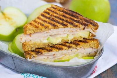 turkey-apple-brie-panini-4-768x512